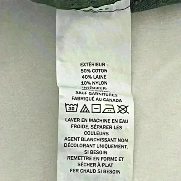 L. L Bean Men’s Wool and Cotton Blend Sweater in Green button front size medium - Picture 5 of 6